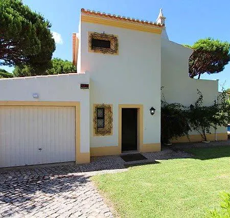 Sleeps 8 With Pool Air Con And Wifi *